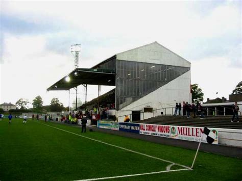 Dundalk Stadium 2017/2018 - Oriel Park Stadium Map & Photos