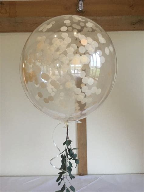 Confetti wedding bubble - The Little Balloon Company