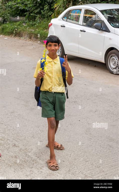 Poor school children in india hi-res stock photography and images - Alamy