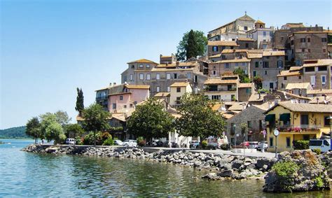 Anguillara Sabazia | The old city of Anguillara Sabazia sits… | Flickr