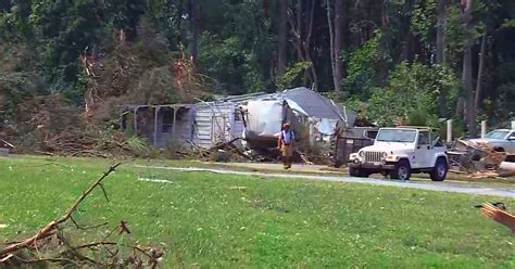 Tornado touches down in North Carolina, ripping roofs and downing trees - CNN USA