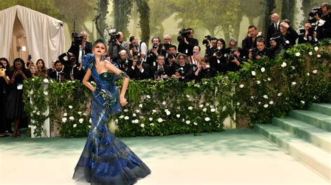 The Met Gala’s flowery theme went in all directions | CW33 Dallas / Ft. Worth