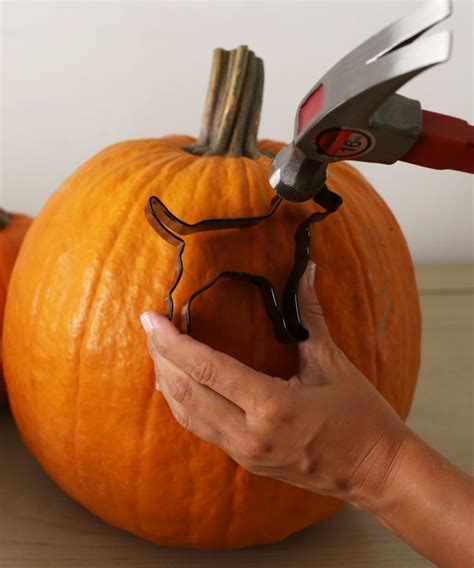 125 Halloween Pumpkin Carving Ideas - DigsDigs