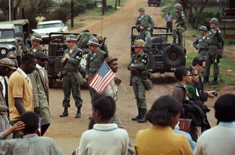 These Iconic Photos Of The 1965 Selma March Give A Powerful Glimpse Of The Historic Protest ...