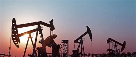 Oil Prices Set to End the Week With a Minor Gain | OilPrice.com