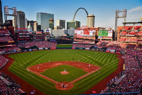 Raul Wong Gossip: Cardinals Stadium St Louis