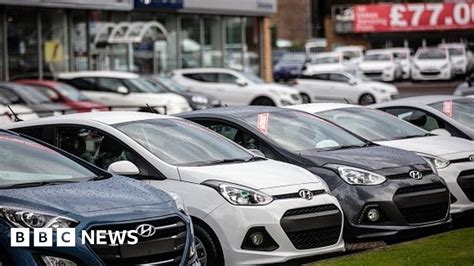 New car sales in Northern Ireland drop in 2018 - BBC News