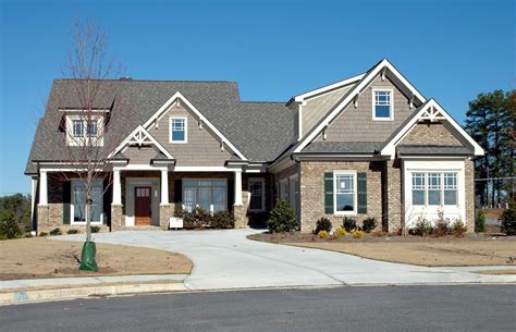 Free picture: home, house, facade, driveway, suburb, suburban, asphalt, entrance, lawn