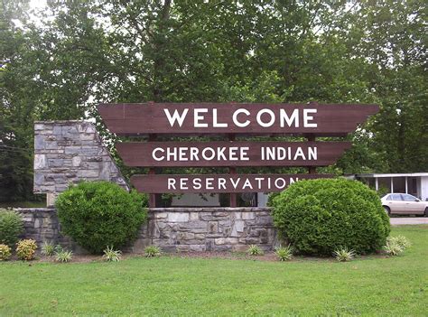 Eastern Band of Cherokee Indians clarifies official name and seal