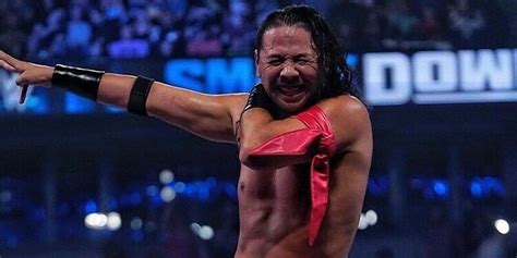 Shinsuke Nakamura defeats former Intercontinental Champion on SmackDown