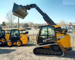 JCB TELESKID 3TS-8T Compact Track Loader Price, Specs, Review & Features