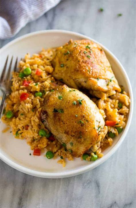 Easy Arroz con Pollo Instant Pot Recipe 2024 - AtOnce