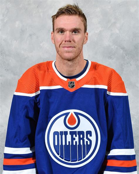 Hockey Boards, Edmonton Oilers Hockey, Connor Mcdavid, Hockey Pictures ...