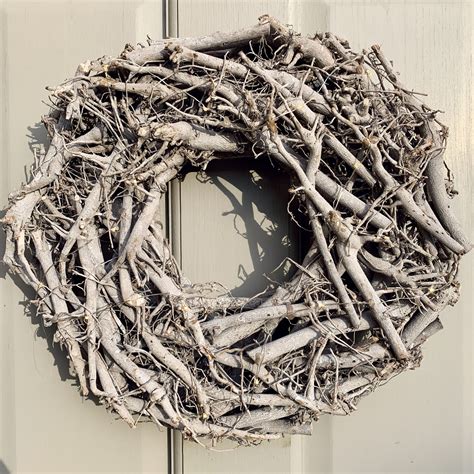 Twig Wreath - Bayberry Hollow