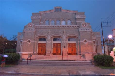 Touro Synagogue (1908) at 4238 St.Charles ... | Synagogue, Sacred architecture, Jewish temple