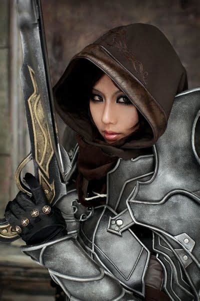 Spellbinding DIABLO Demon Hunter Cosplay — GeekTyrant