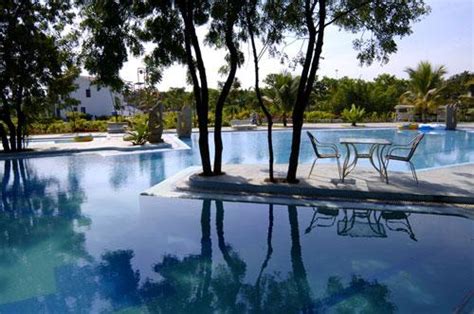 Lahari Resorts,Hyderabad:Photos,Reviews,Deals