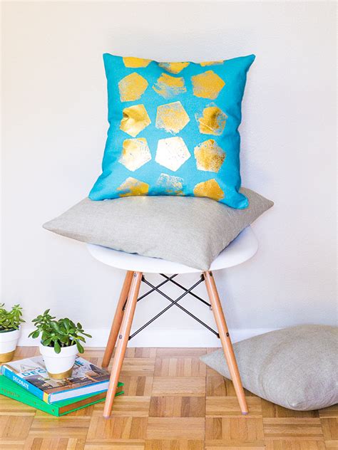 DIY Gold Foil Geometric Print Pillow - Sarah Hearts