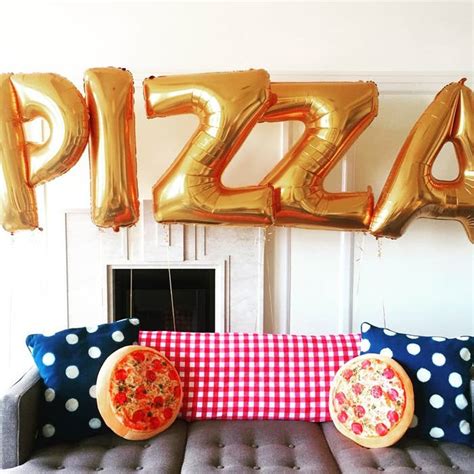 How To Throw An Awesome Pizza-Themed Party