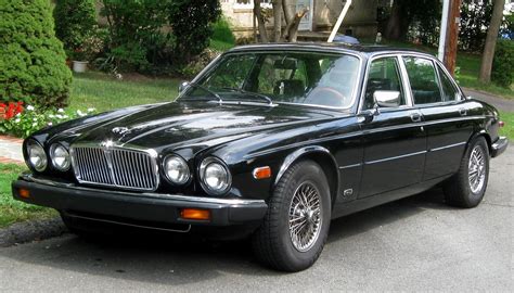 1980 Jaguar XJ6 - Information and photos - MOMENTcar