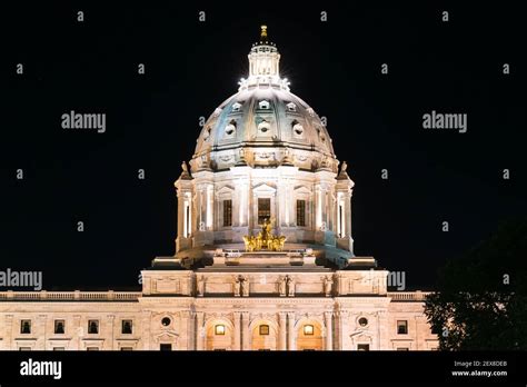 Minnesota state capitol dome hi-res stock photography and images - Alamy