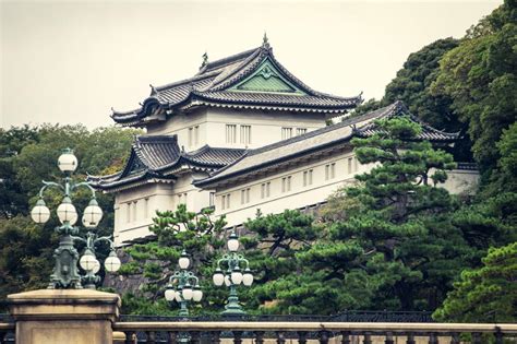 Tokyo Imperial Palace Walking Tour, Tokyo, Japan