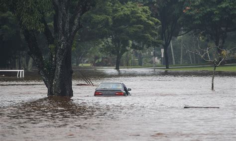 Pictures: Hurricane Lane is flooding Hawaii — Quartz