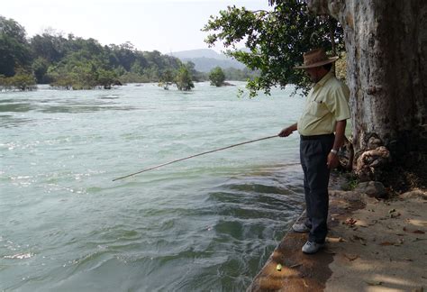 Gambar Sungai Tahukah Gambar Air Mengalir di Rebanas - Rebanas