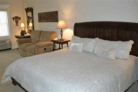 Goshen - Brown County Places to Stay | Cornerstone Inn