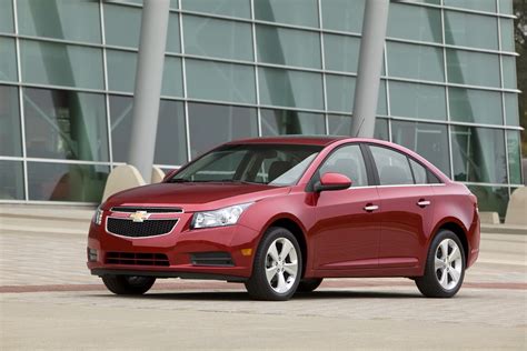 Chevrolet Cruze Sedan 1.8 (141 Hp)