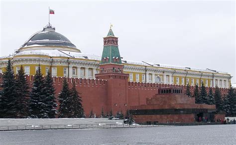 File:Moscow kremlin senate mausloleum.jpg - Wikimedia Commons