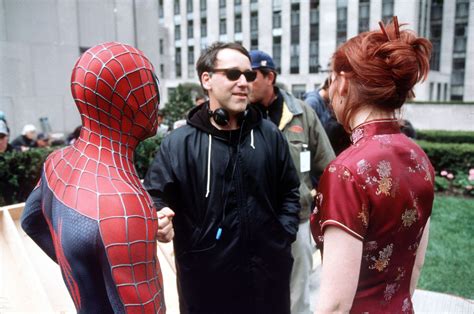 Kirsten behind the scenes of "Spider-Man" - Kirsten Dunst Photo ...