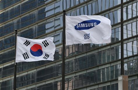 Samsung's Pandemic Boost Is a Threat to South Korean Democracy