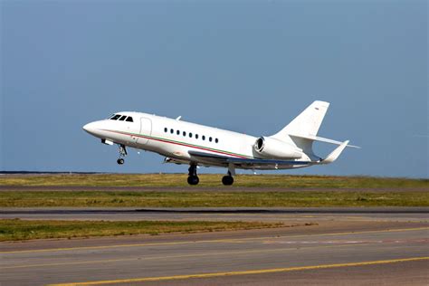 Falcon 2000LX - Jet Advisors