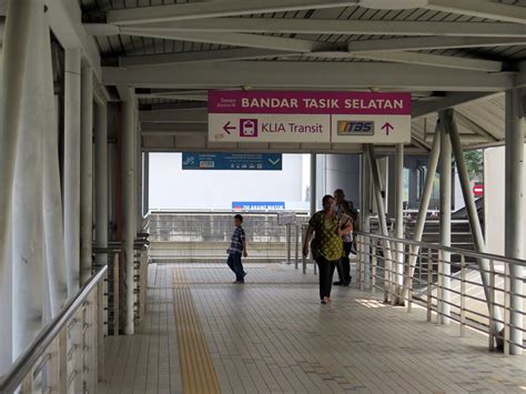 Bandar Tasik Selatan ERL Station near Terminal Bersepadu Selatan (TBS) - klia2.info