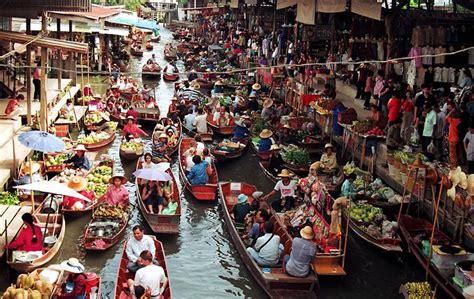 Damnoen Saduak Floating Market, Railway Market & Boat Ride - TakeMeTour