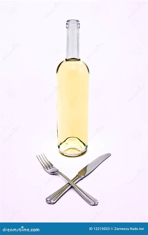 White Wine Bottle With Crossed Knife And Fork Stock Photos - Image ...