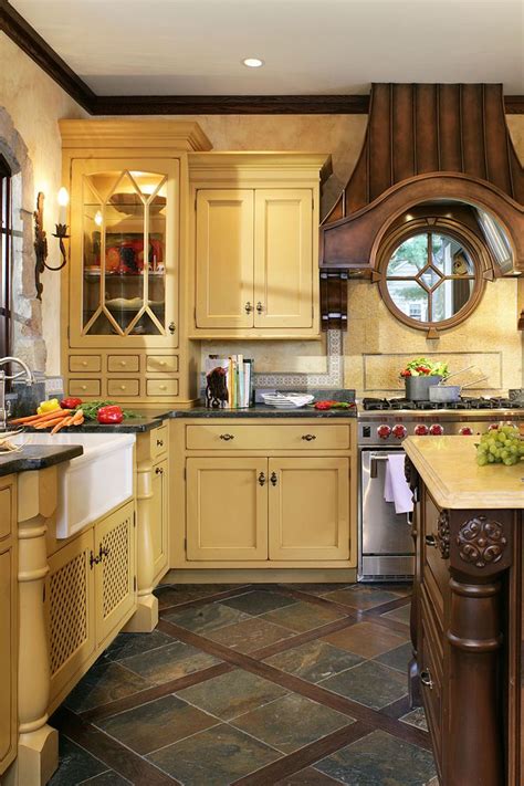 21 Yellow Kitchen Ideas - Decorating Tips for Yellow Colored Kitchens