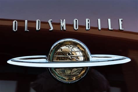 Oldsmobile Car Logo