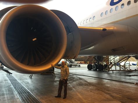 In front of a 777 engine : HumanForScale