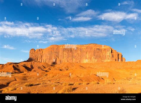 Monument Valley National Park in Arizona, USA Stock Photo - Alamy