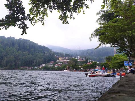 TELAGA SARANGAN INDONESIA editorial photography. Image of reservoir - 290470092