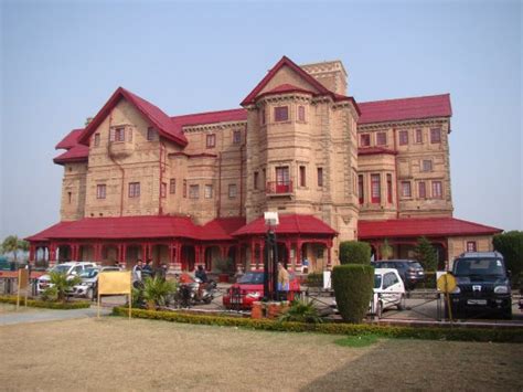 Amar Mahal Palace Museum (Jammu City) - 2020 What to Know Before You Go (with Photos) - Tripadvisor