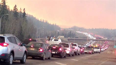 Fort McMurray Fire Updates: 'It's too hot to stop it' | Canada's National Observer: Climate News