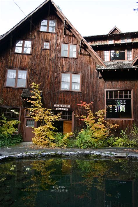 Oregon Caves Lodge in Oregon Caves National Monument - Abandoned Spaces