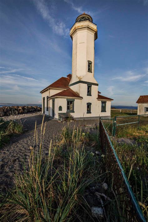 Fort Worden Lighthouse 5 | North Western Images - photos by Andy Porter