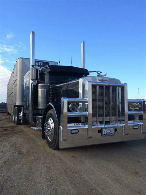 Pin by Danny McKnight on Rigs | Semi trucks, Cars and motorcycles, Trucks