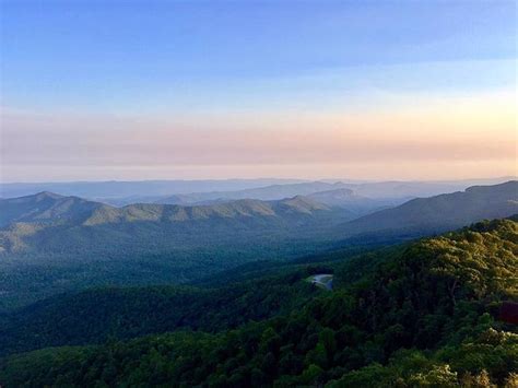 Top 18 Blue Ridge Parkway Hiking Trails