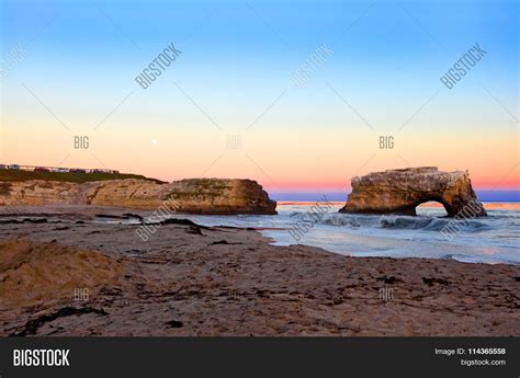 Sea Arch Formed By Image & Photo (Free Trial) | Bigstock