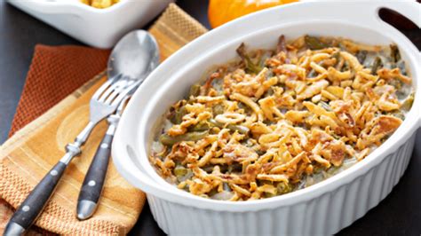 Classic Thanksgiving Recipe: Green Bean Casserole - MomTrends